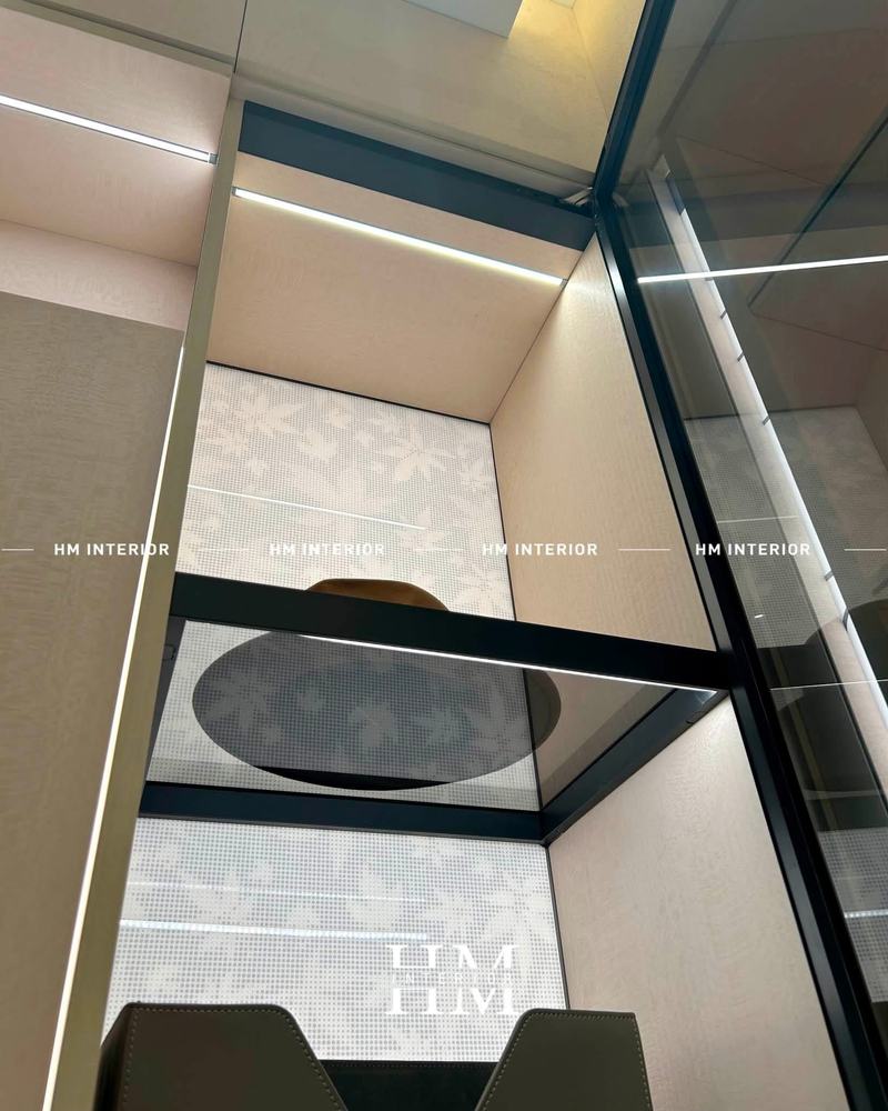 Showroom Fitout — Reception Detail